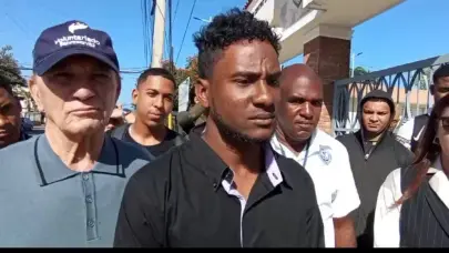 Maestros y estudiantes de la UASD exigen puente peatonal para evitar muertes por accidentes de tránsito en La Vega