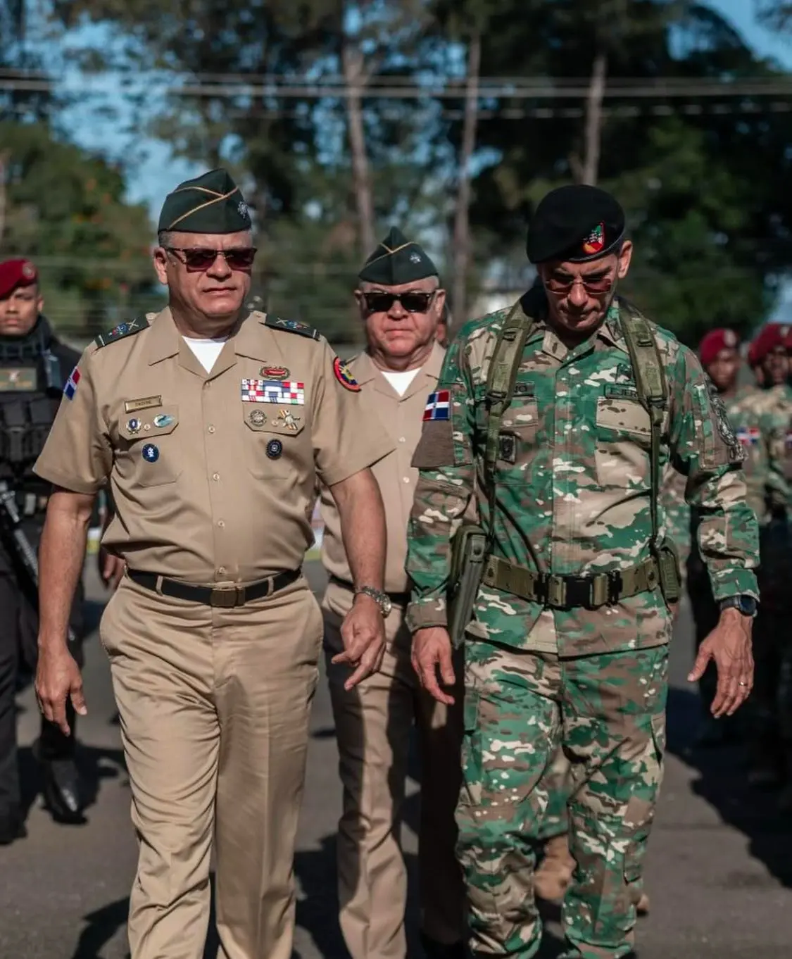 Ministro de Defensa felicita a las Fuerzas Armadas por su destacada participación en el Desfile Militar