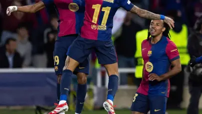 Doblete de Raphinha y una genialidad de Lamine Yamal llevan al Barcelona a cuartos de final