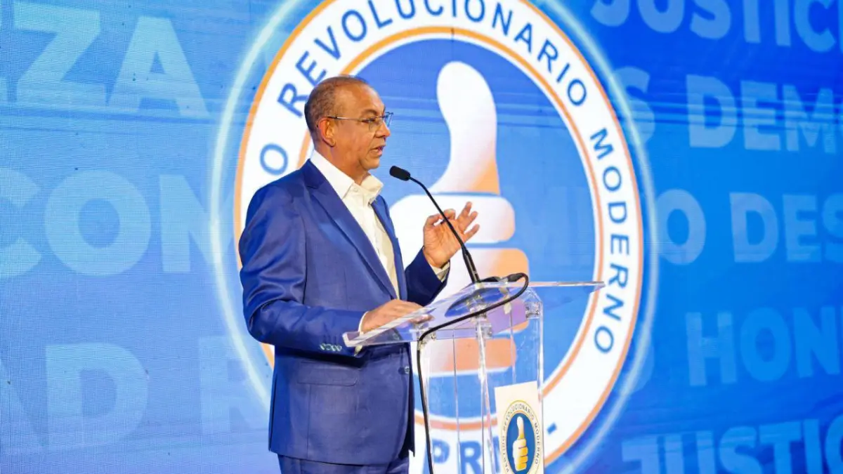 Deligne lleva a España iniciativa El País Que Construye Luis; sostiene encuentros con representativos