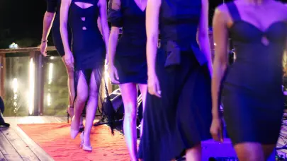 “Mujer de Pie” inspira y empodera desde Alta Vista Restaurante