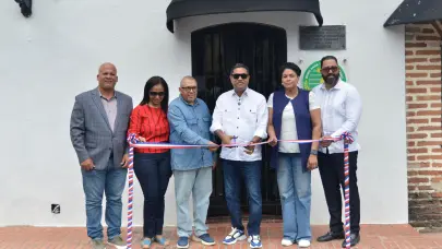 Ministro Kelvin Cruz entrega remozadas las oficinas de la ACD