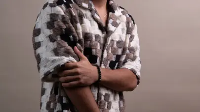 Yan Romel lanza su nueva canción “El daño está hecho”