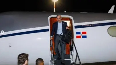 Presidente Abinader arriba a Roma para asistir a funeral del Papa Francisco