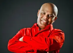 Autoridades afirman Rubby Pérez no está entre las personas que han sido rescatadas de los escombros en Jet Set