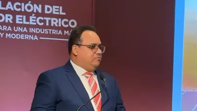 ADIE analiza modernizaci&oacute;n regulatoria para fortalecer la competitividad del sector el&eacute;ctrico