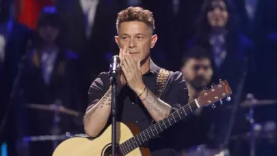 Alejandro Sanz viaja a SD para despedir a sus compadres fallecidos en el Jet Set: mi querido pueblo dominicano les mando todo mi amor