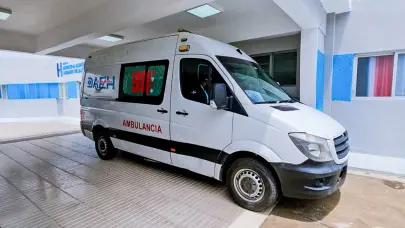 DAEH entrega segunda ambulancia a hospital municipal de Loma de Cabrera
