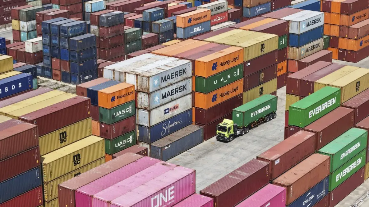 Mayoría de estadounidenses cree que habrá inflación a corto plazo por aranceles de Trump