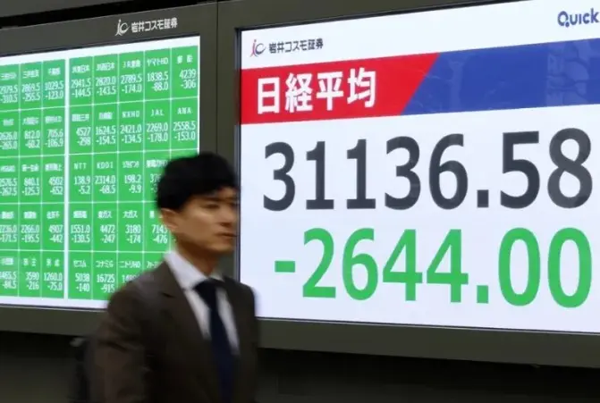 El Nikkei sube un 6 % en la apertura en medio de las negociaciones arancelarias