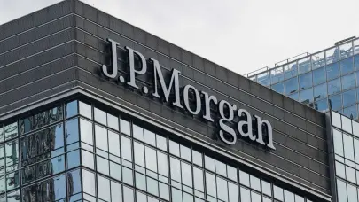 JPMorgan eleva al 60% las posibilidades de recesión global tras los aranceles de Trump