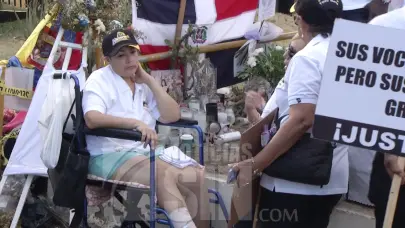 Protestan en el Jet Set para exigir justicia por víctimas