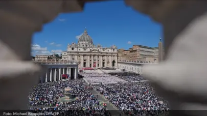 El funeral del Papa Francisco, un escenario de encuentro para líderes mundiales, religiosos y miles de feligreses