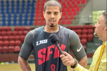 Edgar Sosa “Estoy feliz de regresar a la liga y hacerlo con los Indios”