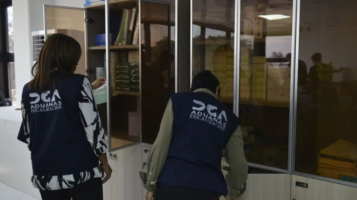 Intervienen tienda china de la avenida Luperón