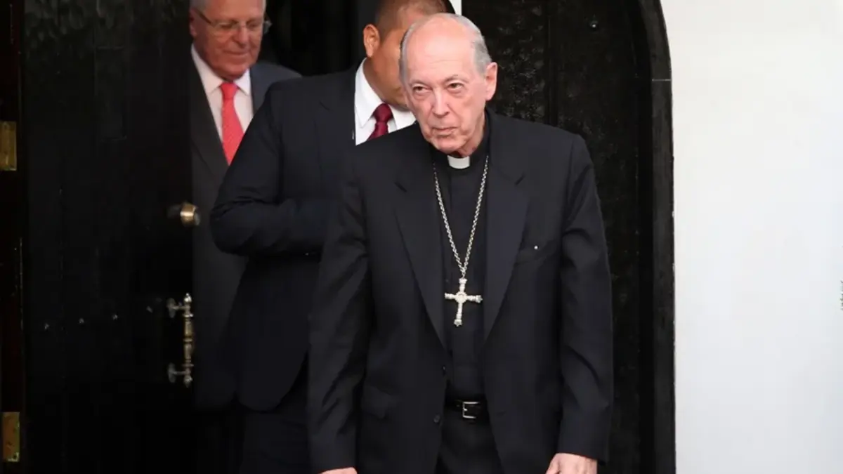 El cardenal peruano Cipriani, sancionado por el Vaticano, participa en las congregaciones