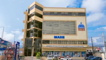 Contrataciones Públicas inicia investigación a procesos de compras realizados por el INABIE, tras reportaje de El Informe