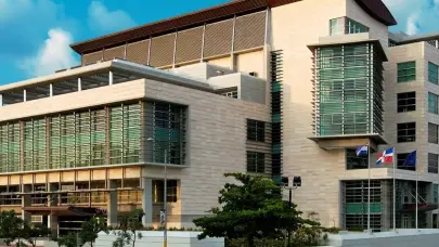 Poder Judicial inicia traslado de las Cortes y oficinas alojadas en edifico viejo de la SCJ