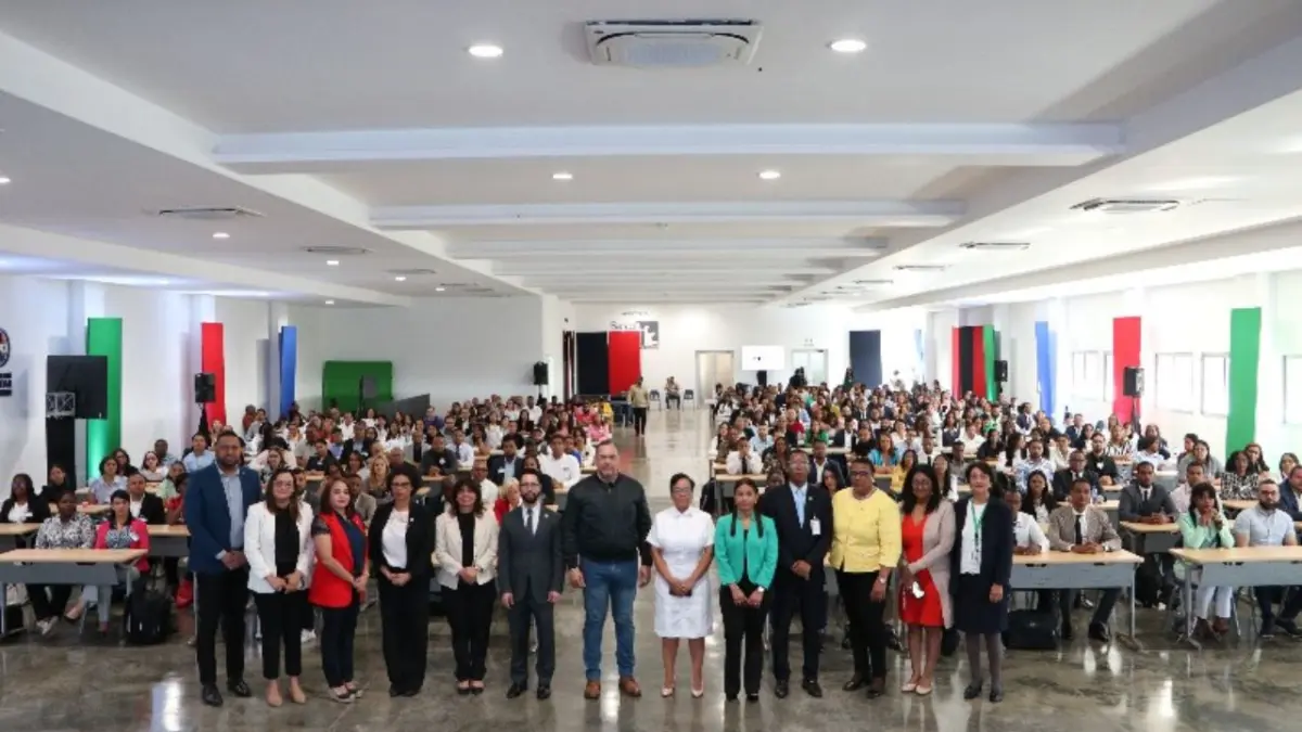 300 abogados compiten por 80 plazas para ser  defensores públicos