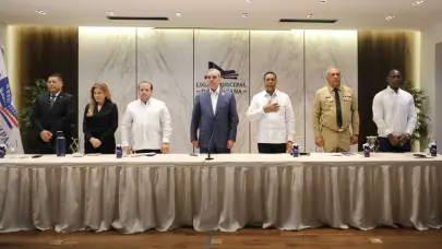 DGM, Liga Municipal Dominicana, FEDOMU y FEDODIM firman acuerdo de apoyo para combatir inmigración ilegal