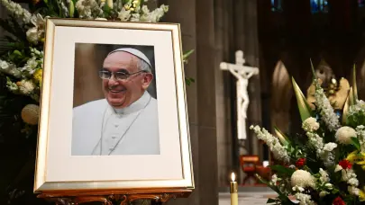 El funeral del papa Francisco ser&aacute; el s&aacute;bado 26 de abril en la plaza de San Pedro