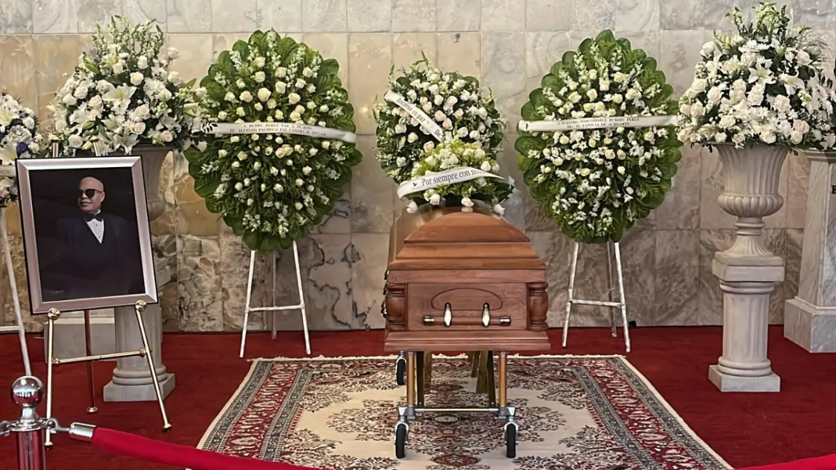 Tragedia del siglo: Realizan homenaje póstumo al merenguero Rubby Pérez en el Teatro Nacional