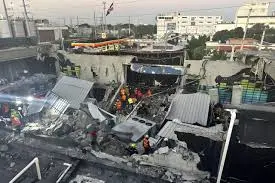 Con la esperanza de encontrar a las personas desaparecidas tras la tragedia