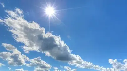 Indomet prevé cielo despejado con nubes dispersas para este domingo