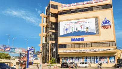 Irregularidades en licitaciones del INABIE: Discrepancias en ofertas y sospechas de importaciones ilegales