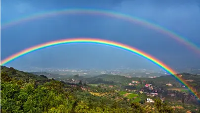 Colores y esperanza en el Día Mundial del Arcoíris
