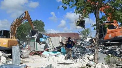 Hoyo de Friusa: Autoridades continúan hoy los desalojos en Mata Mosquito