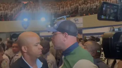 Otro &aacute;ngulo del incidente entre seguridad de la vicepresidenta y periodistas