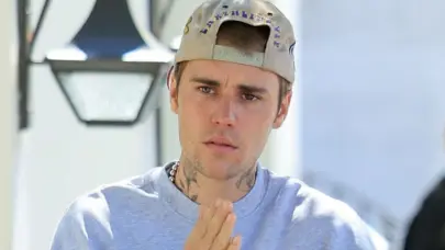 El cantante Justin Bieber comparte nuevas fotos de su hijo Jack