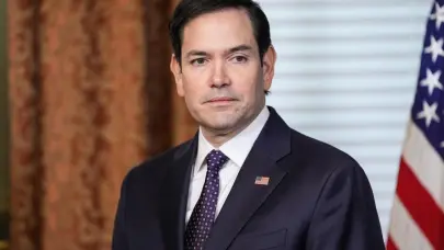 Marco Rubio señala a su homólogo ruso la necesidad de acabar ya la guerra en Ucrania