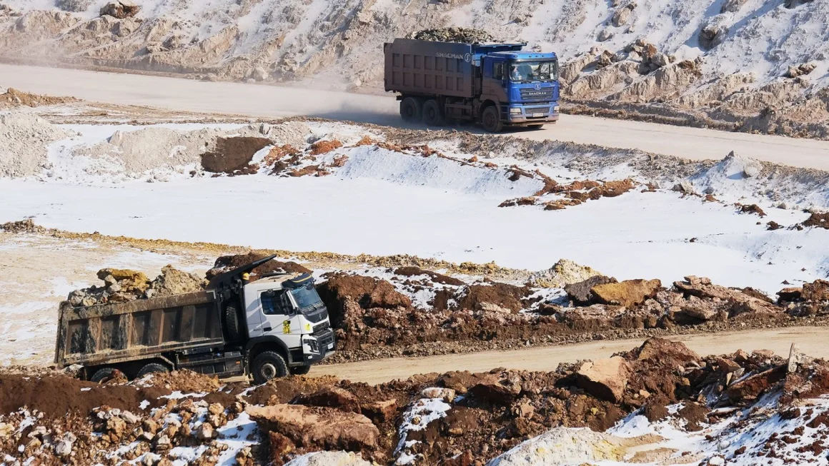 EE.UU. y Ucrania firman el acuerdo para la explotación conjunta de minerales ucranianos