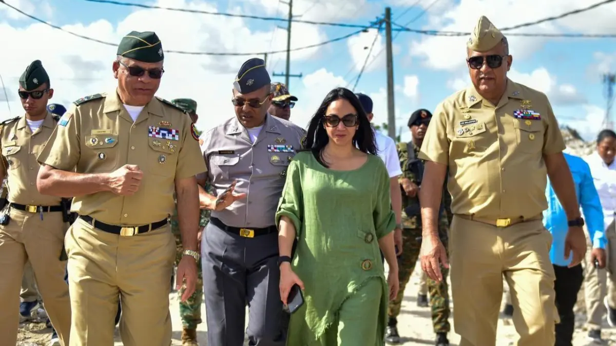 Ministros junto a directores de Migración y PN supervisan acciones de control en Matamosquito