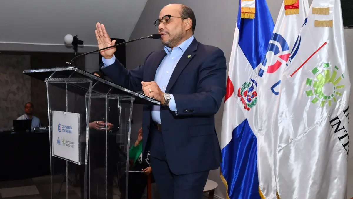 Impuestos Internos y Cámara de Comercio Francesa celebran congreso de Facturación Electrónica