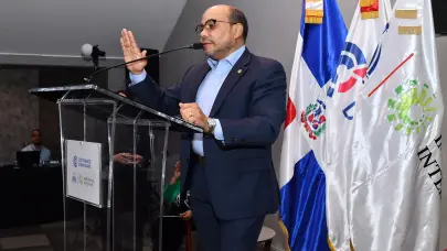 Impuestos Internos y Cámara de Comercio Francesa celebran congreso de Facturación Electrónica