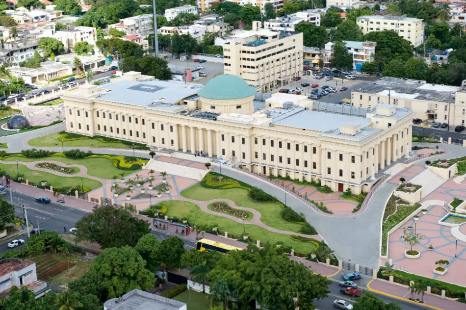 Bellas Artes pospone eventos del fin de semana en solidaridad con víctimas de tragedia en discoteca Jet Set