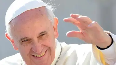 El papa don&oacute; sus &uacute;ltimos 200 mil euros para ayudar a los presos antes de morir