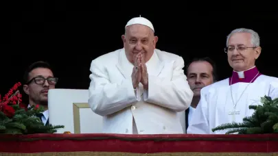 El primer transexual recibido por el papa: Francisco me salvó la vida espiritualmente