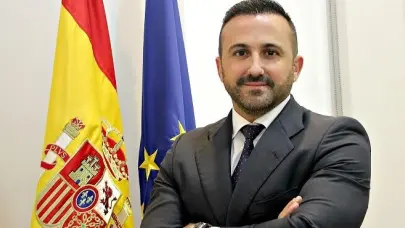 Santiago Jiménez, embajador de España en Colombia, presenta cartas credenciales a Petro