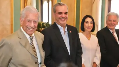 Mario Vargas Llosa y su vínculo con República Dominicana: una relación entre literatura, política y amor
