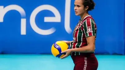 Jugó un partido de vóley con un embarazo de seis meses y su historia recorre el mundo: “Me ayuda a no preocuparme”