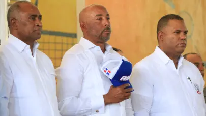 AIBI presenta proyectos a autoridades y entrenadores de Peravia