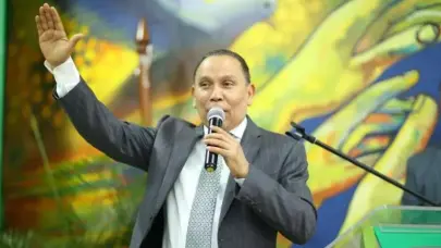 “La Semana Santa es una época para reencontrarse con el señor y compartir en familia”, sostiene Radhamés Jiménez