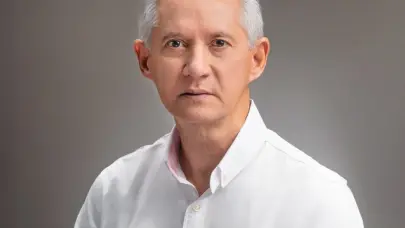 Ng Cortiñas dice aumento deuda pública eleva posibilidad de una crisis de refinanciamiento