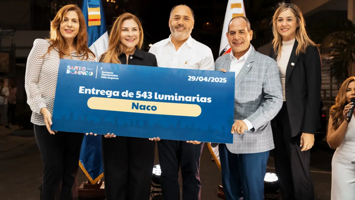 Alcaldía del Distrito instala 543 luminarias LED en Naco para reforzar seguridad y alumbrado público