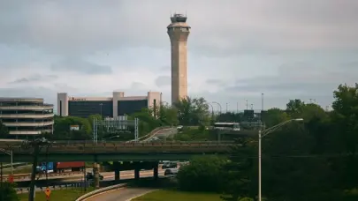 Suspenden vuelos en Newark por nueva falla en control de tráfico aéreo