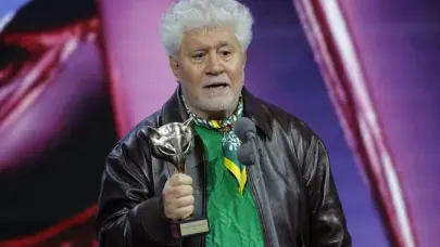 Unas 380 estrellas del cine, como Almodóvar y Bardem, denuncian el «genocidio» en Gaza